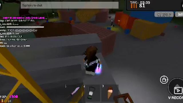Playing MMS with fan and hater!
