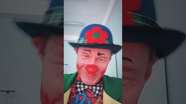 Улыбнись пожалуйста 😁🙏