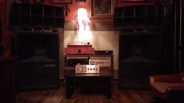 Harman Kardon A700 усилитель