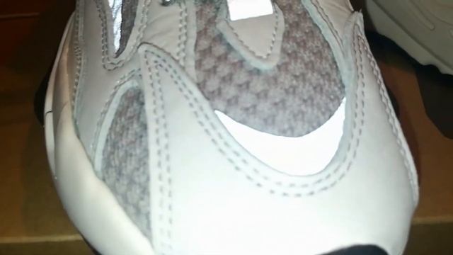 Yeezy boost 700 v2 Static reflective legit check