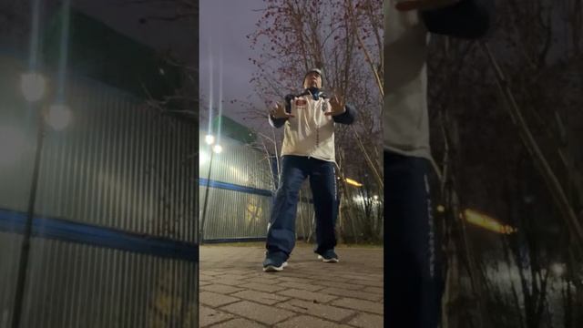 Лучшие моменты трансляции "Ицюань онлайн / Фуань Чжуан / Цзоубу Шили (10.11.24)" (17:40–22:40)