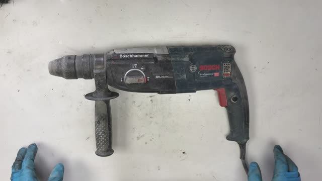 Ремонт перфоратора. Перфоратор BOSCH GBH 2-28 F   10 ноября.  #сезонконтентаRUTUB