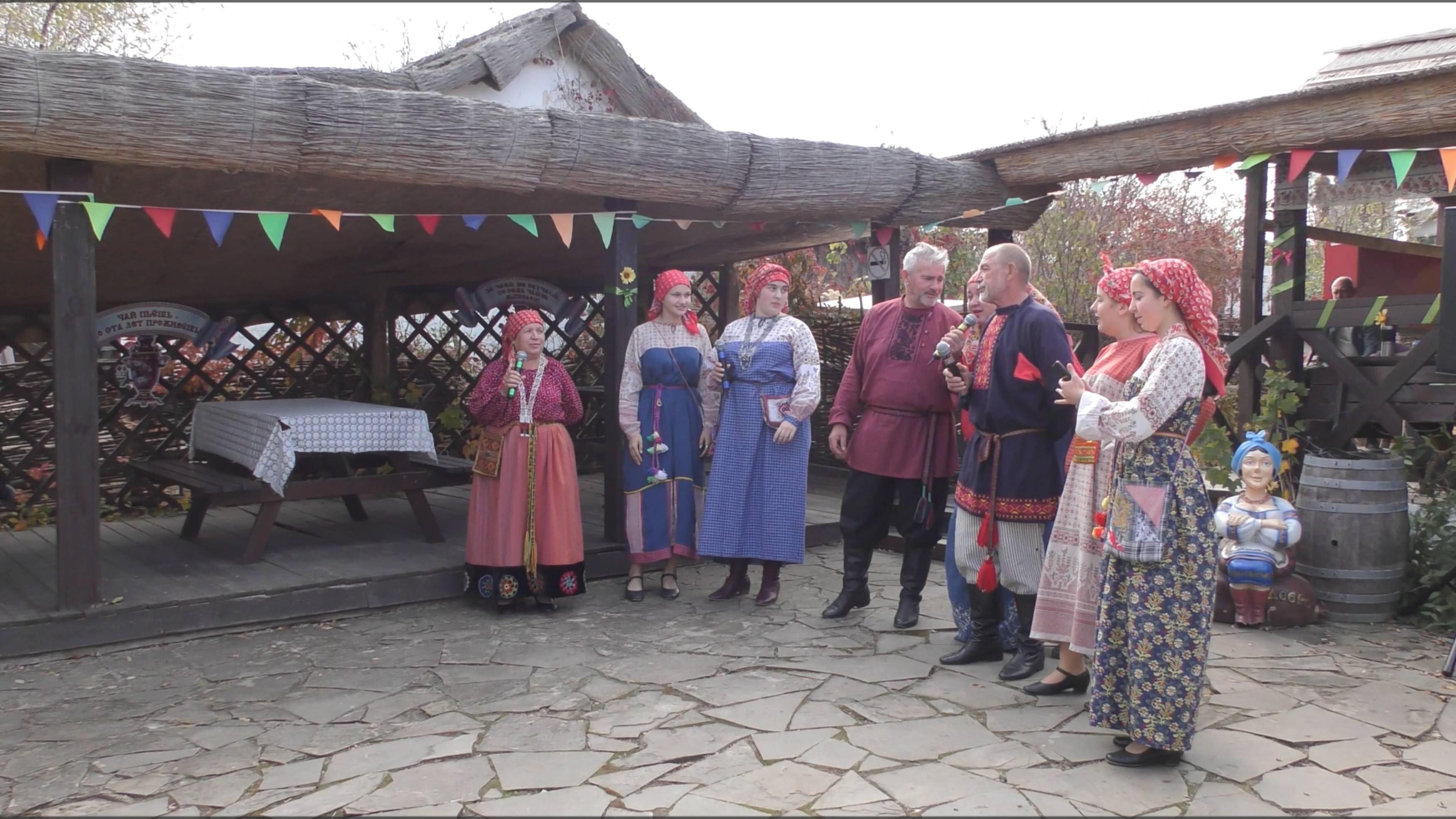 Ансамбль в Атамани