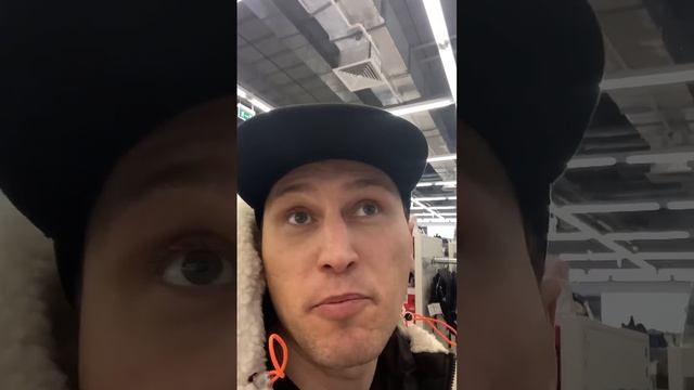 В поисках оригинальных кроссовок #юмор #вайны #прикол #скетчи