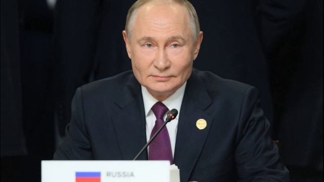 Путин одобрил запрет проводить экзамены для мигрантов третьим лицам