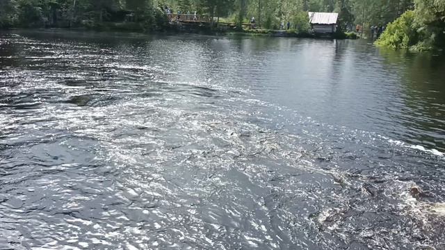 Водопады Ахинкоски