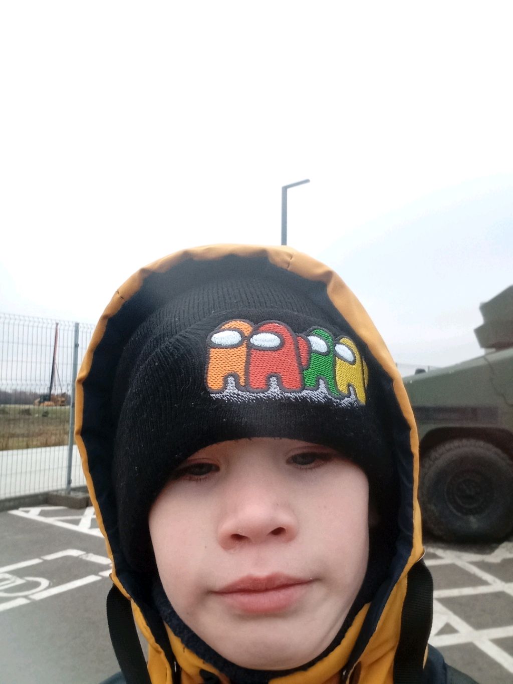 прятки с другом