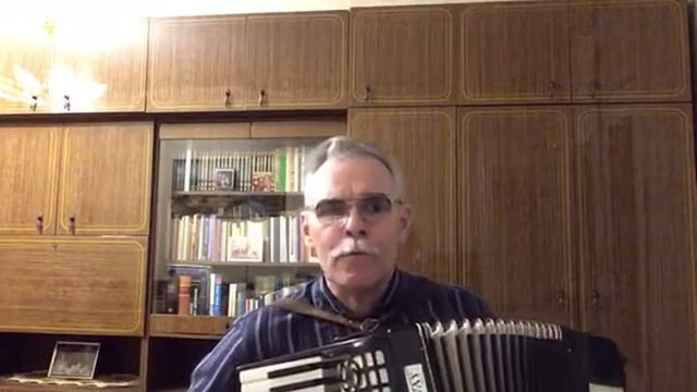Я на земле прохожий.