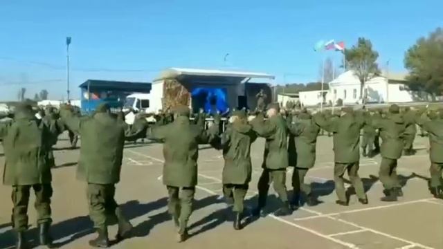 Якутский боевой танец _ Осуохай - Дьохор _ Победа будет Za нами!