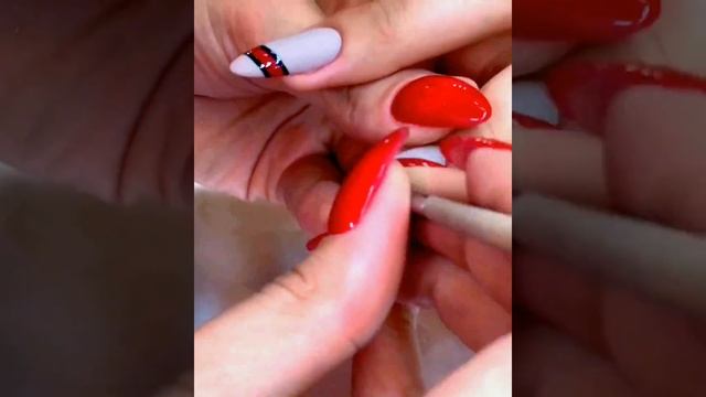 Что может быть круче, чем маникюр Gucci в NailMaker Bar!
