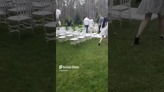 Ждем жениха и невесту