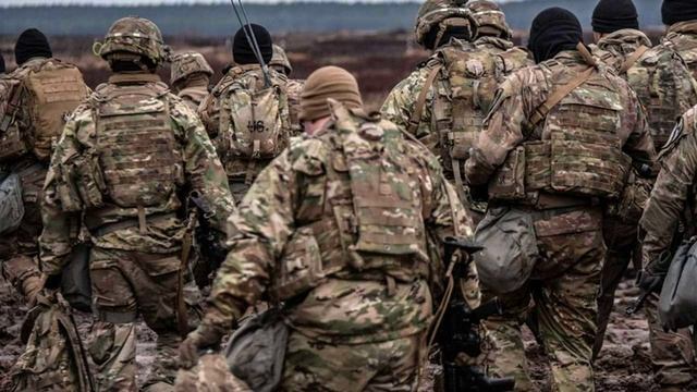 Украинок хотят обязать проходить военную подготовку наравне с мужчинами