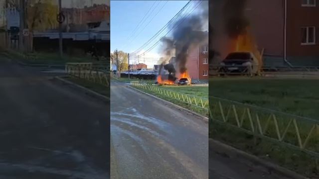 💥Беспилотник взорвал авто местных жителей в Софьино💥