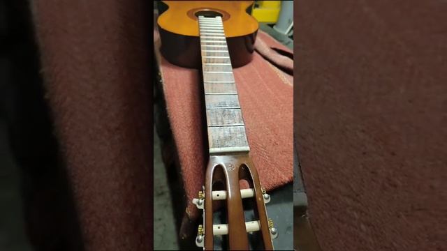 Вредный советы по ремонту гитар часть 3 покрытия