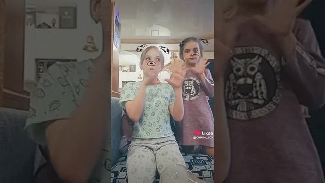мой первый шортс)
с сестрой★