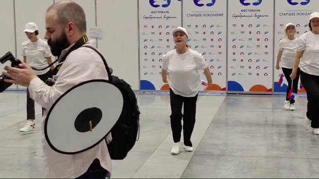 1000237674.mp4
