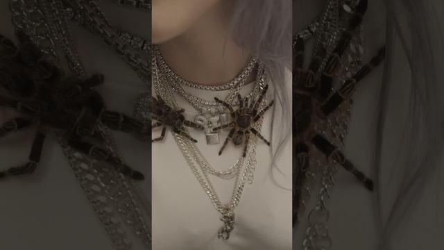 Billie Eilish - you should see me in a crown (Vertical Video)