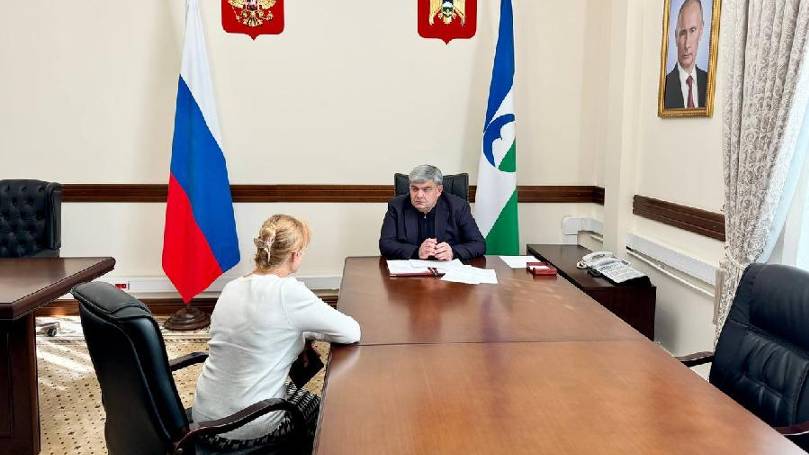 Казбек Коков провел личный прием граждан