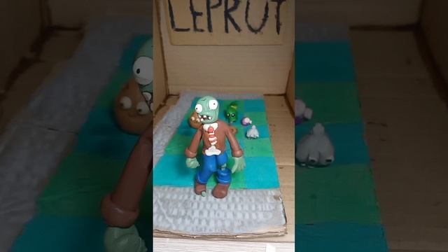 Зомби из растения против зомби из пластилина!!!