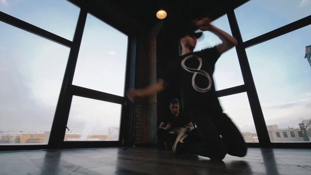 OrionDrum D Celtic и финалист Танцы на ТНТ  Дмитрий Олейниковов #handpan #oriondrum #dance #music