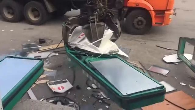 ЛОМТРАНС: Прием металла l Аренда техники. Рабочий процесс. Металлолом. ☎️ +7 812 319-33-95