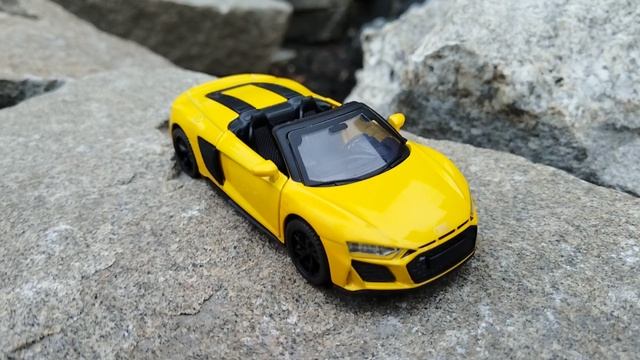 Audi R 8 Spyder производства MSZ