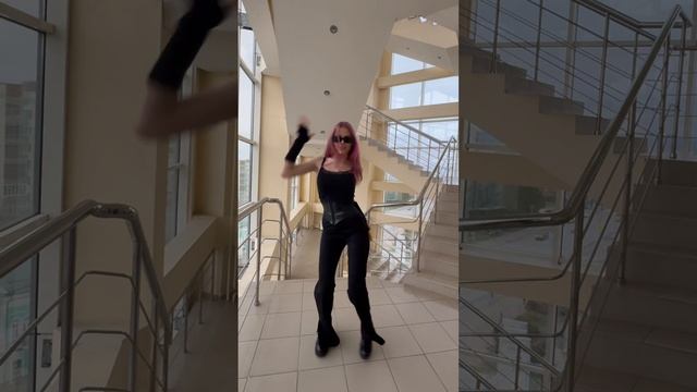 Танцую KISS OF LIFE "Igloo", dance cover by KATERIIL