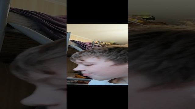 Ем еду и оцениваю 7 часть