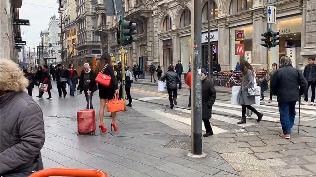 На лабутенах))).mp4