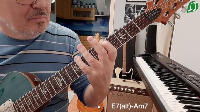 Рубрика "Фраза дня", мелодическая идея для аккордов E7(alt) - Am7