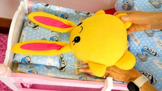 Лаки подарили машинки Мокас! Мама для Лаки. Видео для детей - игры в гонки и_HD
