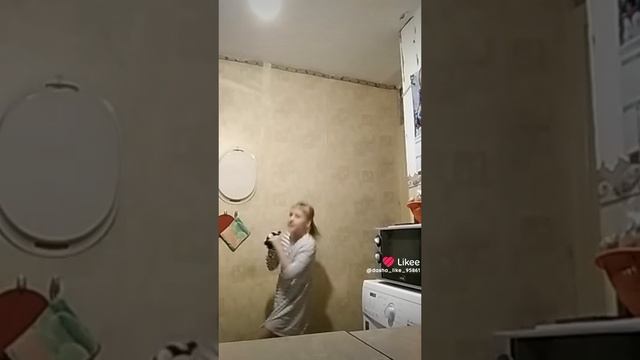 Like_7436062633767174902.mp4