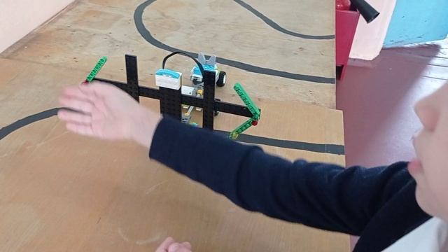 Робот «Кот-полицейский»