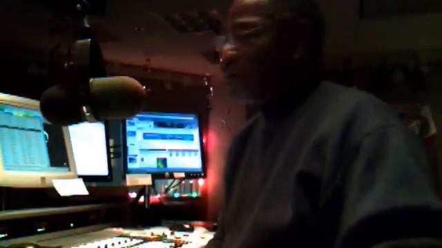 JJ Wright In Studio - WODS Oldies 103.3 FM