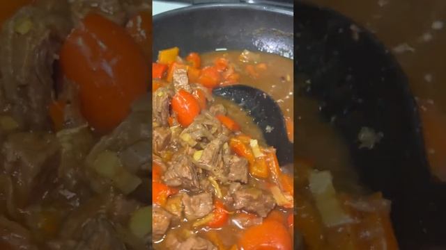 🥘 Наивкуснейшая гречка с мясом
#обеды #ужины #горячее