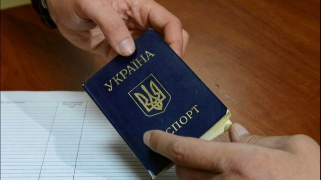 На Украине мужчин призвали отказаться от гражданства из-за их нежелания воевать