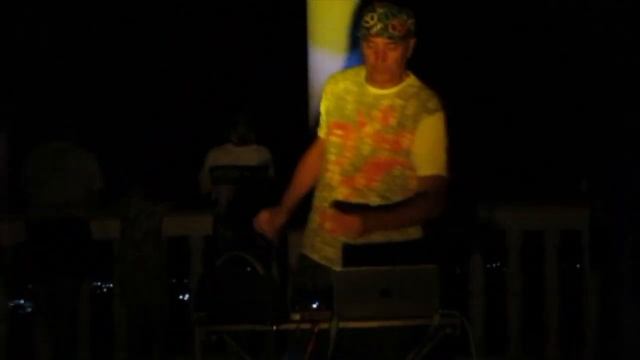 DJ DeribaZ.