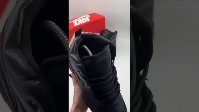 Кроссовки мужские Nike Manoa Leather чёрные