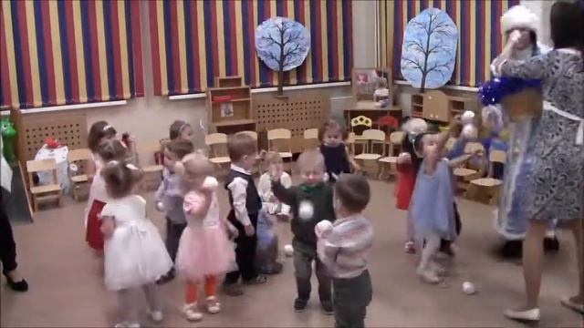 Новогодний праздник в группе №1