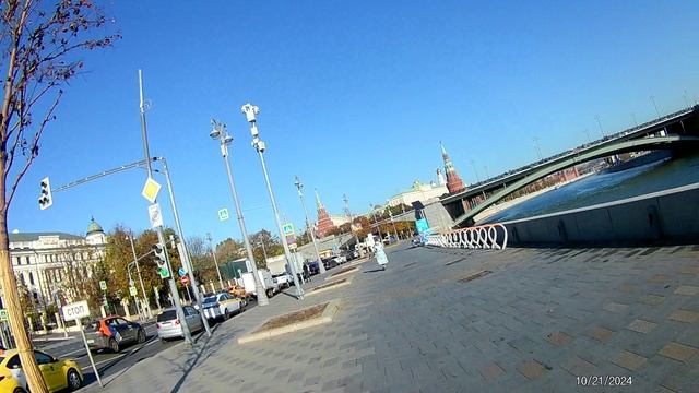 По набережной на электровеле. октябрь 24