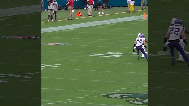 Evan Engram catches for a 15-yard Gain vs. Minnesota Vikings