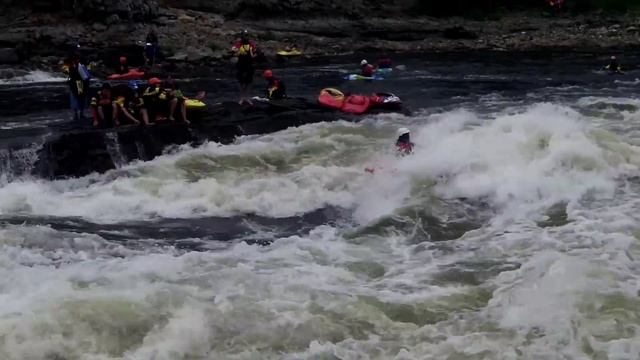 Team Uganda at the World Championships - Amina's first surf