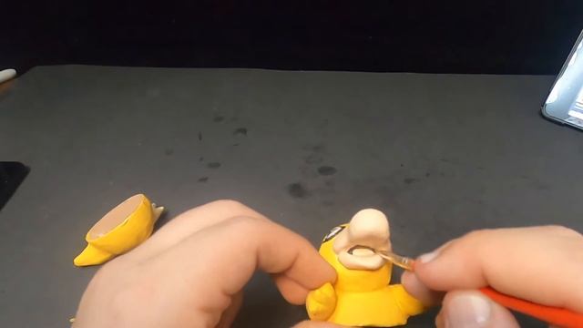 Sculpting Misty's Psyduck out of polymer clay!