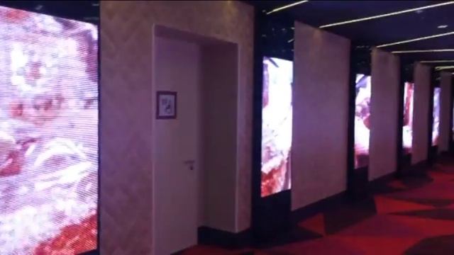 демонстрация возможностей работы светодидных экранов в помещении