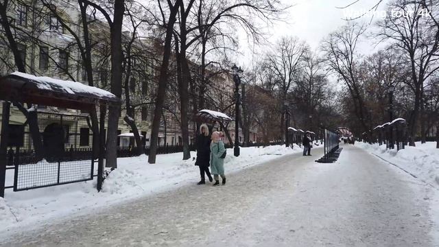 Гоголевский бульвар в Москве - Уличные сцены Москвы