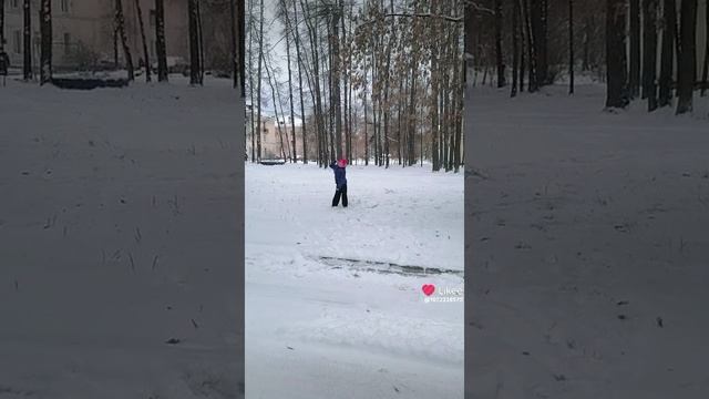 Like_7436310152783641395.mp4