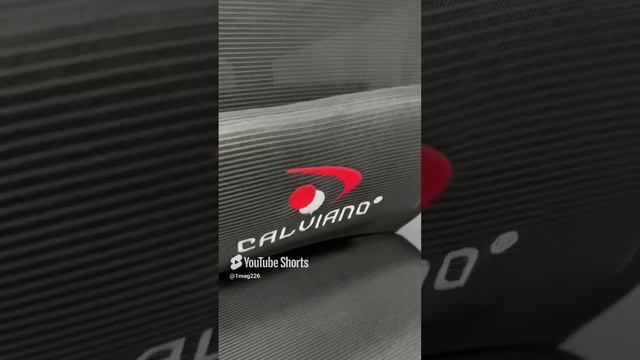 Вибромассажное кресло Calviano Milan Air Black