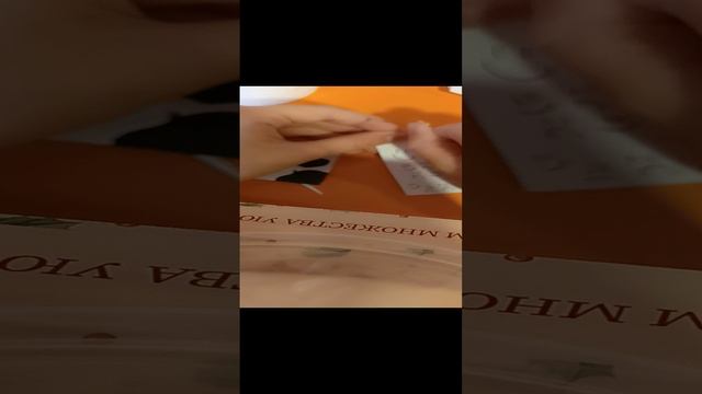 Привет ребята Я не знаю что писать Так что короче я новый блогерша в Rutube и я буду снимать разное
