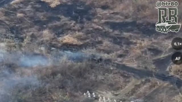 💥Очередная американская БМП «Bradley» ликвидирована в боях под Новогродовкой благодаря грамотному🔽