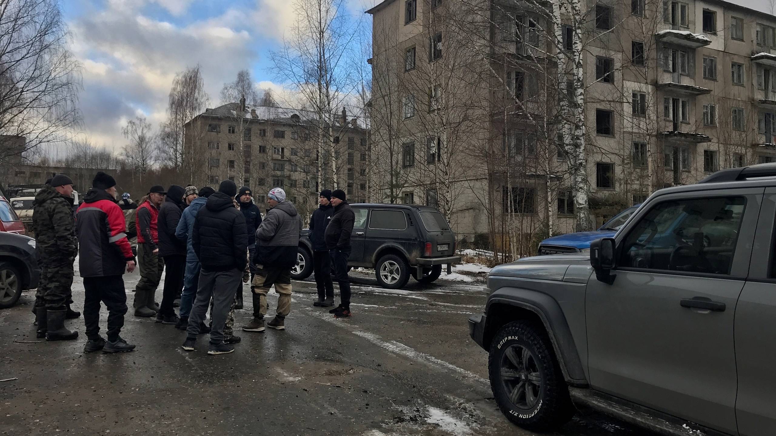 ПОЕЗДКА В ЗАБРОШЕННЫЙ ВОЕННЫЙ ПОСЕЛОК ЮРЬЯ 3 .НИВА КЛУБ КИРОВ